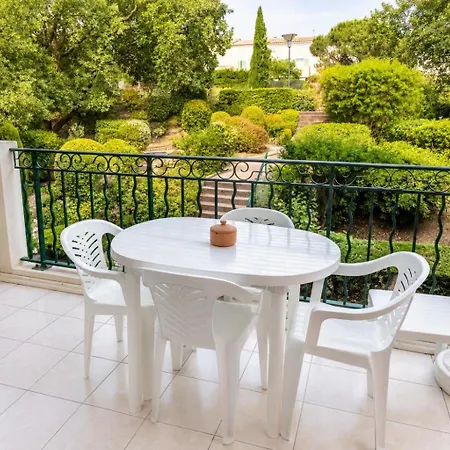 Cozy 2-room With A Pool, 8 Min Away! * Fréjus